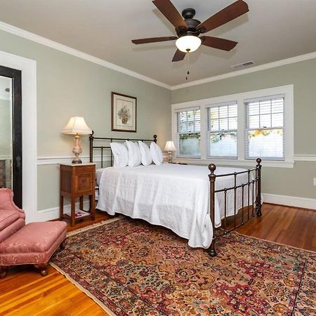 Renowned Historic Home Downtownacross From Park ウィンストン・セーラム エクステリア 写真