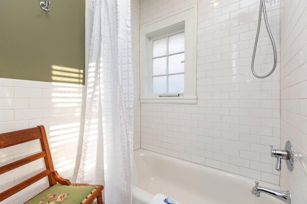 Renowned Historic Home Downtownacross From Park ウィンストン・セーラム エクステリア 写真