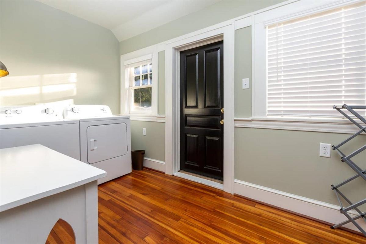 Renowned Historic Home Downtownacross From Park ウィンストン・セーラム エクステリア 写真