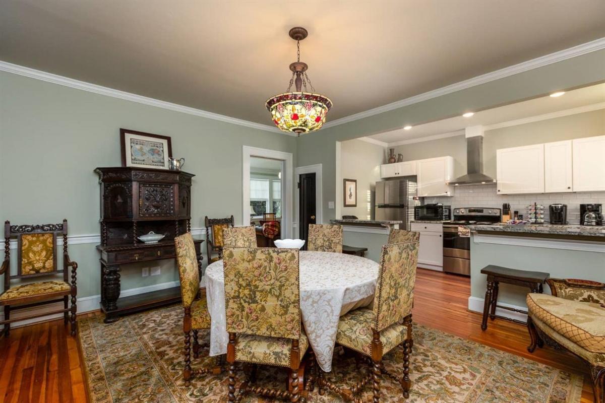 Renowned Historic Home Downtownacross From Park ウィンストン・セーラム エクステリア 写真